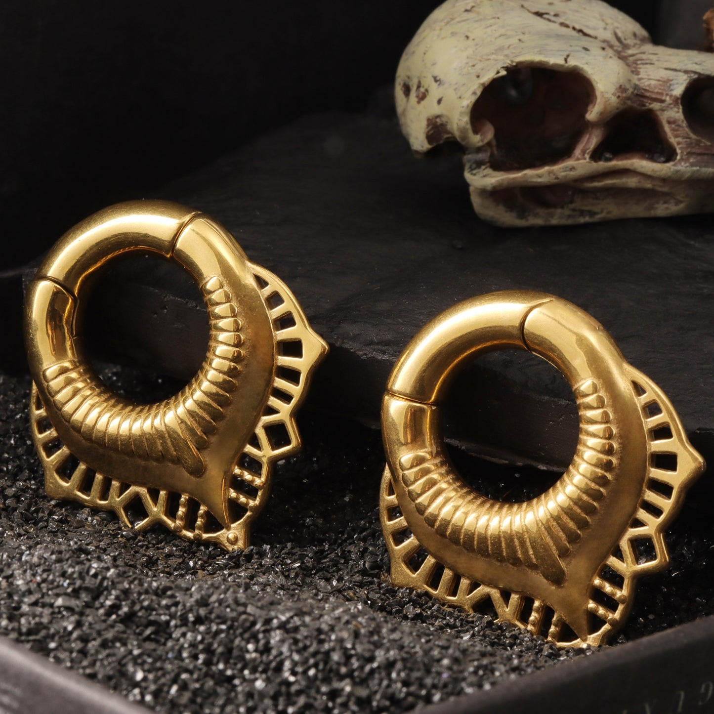 Silvery Lace Flower lobe weights/ Hinged Gauge Ring/ 2G Ear Gauges/ Ear Lobe stretching 6mm/ Gift Packaged Ear Weights