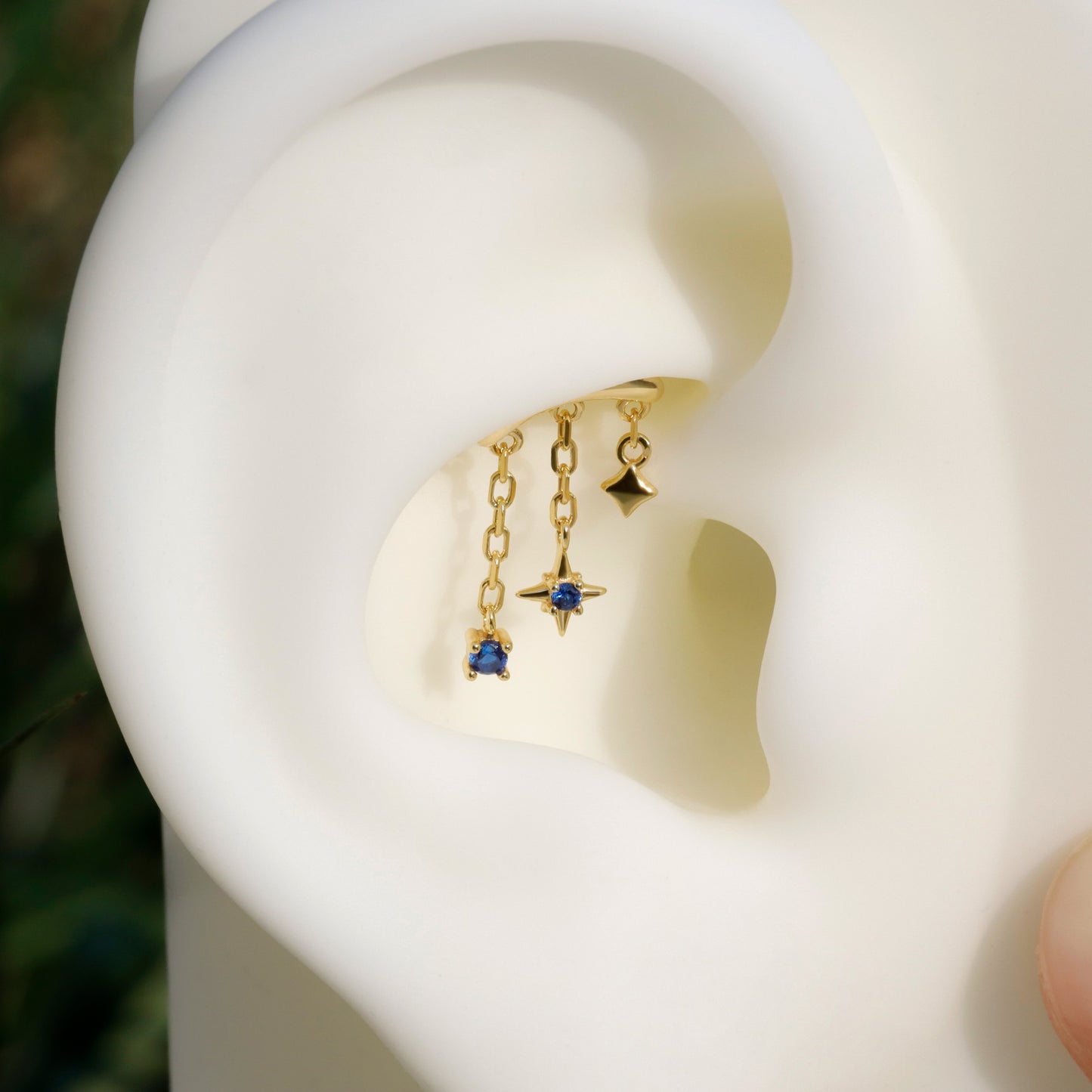 Designed for vertical helix piercings/ 925 Silver Helix Chain Earring 18K Plated/ Star Dangle Earring/ Threadless Push In Hidden Rook Stud