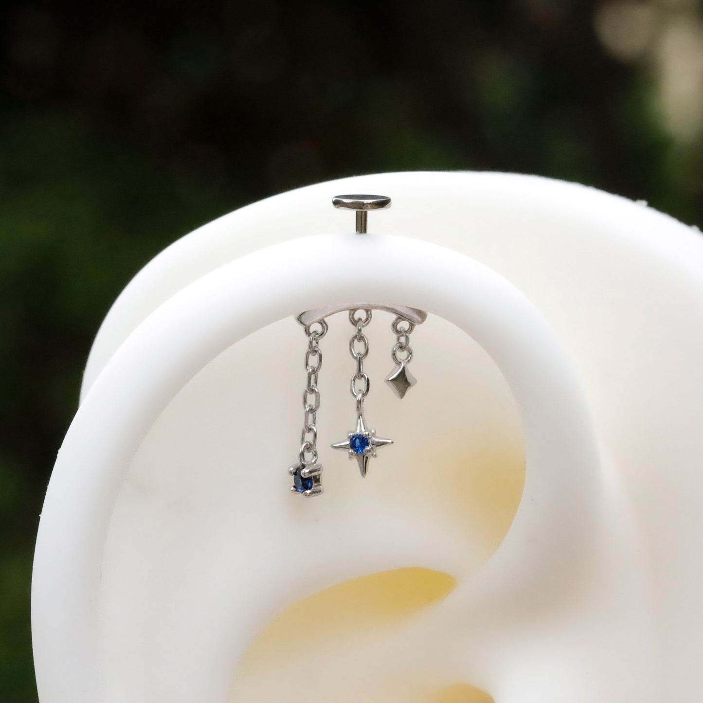 Designed for vertical helix piercings/ 925 Silver Helix Chain Earring 18K Plated/ Star Dangle Earring/ Threadless Push In Hidden Rook Stud