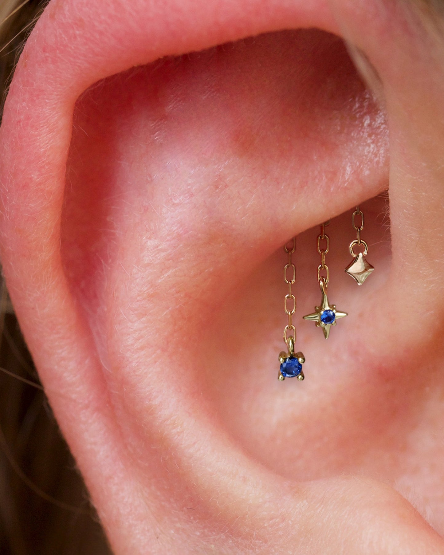 Designed for vertical helix piercings/ 925 Silver Helix Chain Earring 18K Plated/ Star Dangle Earring/ Threadless Push In Hidden Rook Stud