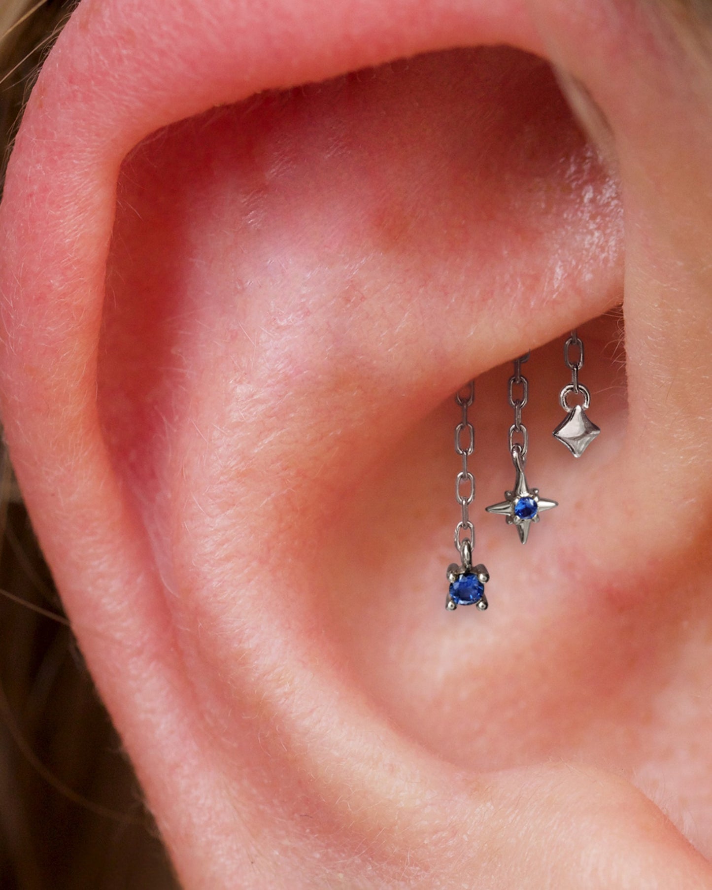 Designed for vertical helix piercings/ 925 Silver Helix Chain Earring 18K Plated/ Star Dangle Earring/ Threadless Push In Hidden Rook Stud