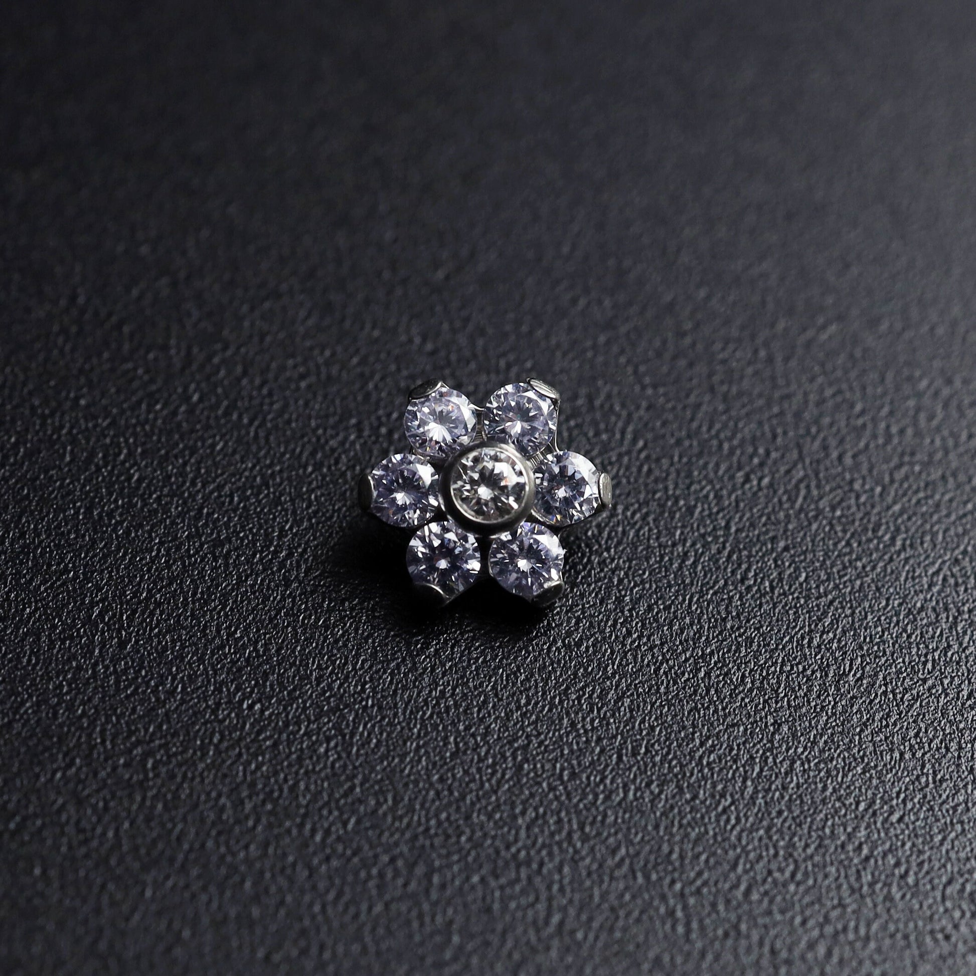 16G F136 Titanium Internally Threaded Opal/ CZ Flower Cartilage Stud/ Flat Back Labret/ Flower Tragus/ Floral Helix Earring/ Medusa Piercing Miss Vivi Jewelry