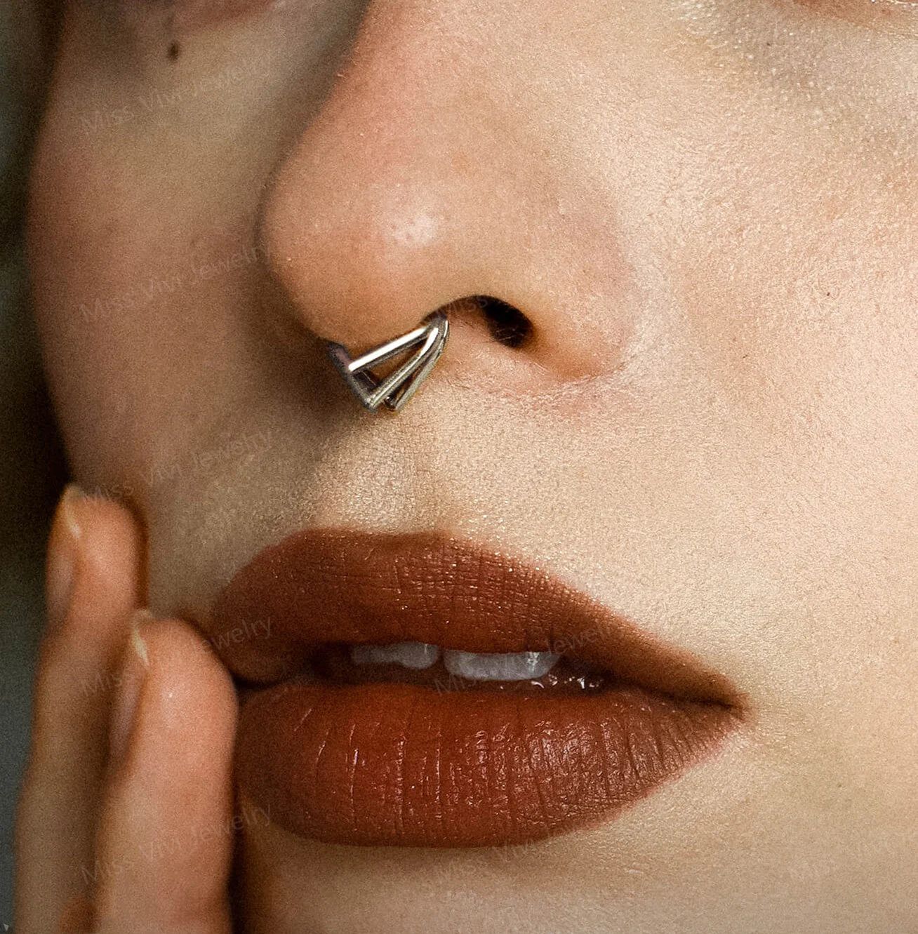 16G ASTM F136 Titanium Layered Septum Hoop/ Stack Septum Ring/ Septum Clicker/ Triangle Septum / Hinged Septum Hoop/ Helix Ring 1.2*8/10mm Miss Vivi Jewelry