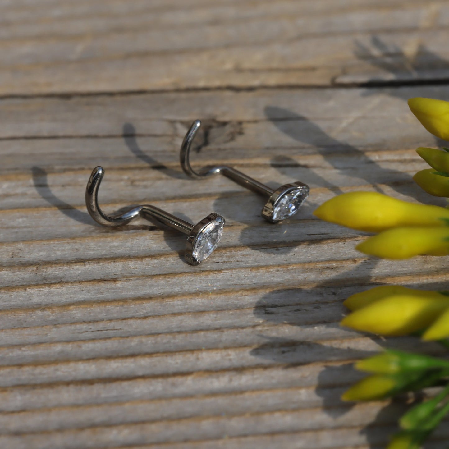 18g/1.0mm 20g/0.8mm Implant Titanium Nose Ring/ Titanium Nose Stud/ Nose Piercing Jewelry/ Nose Jewelry/ Nose Stud Miss Vivi Jewelry