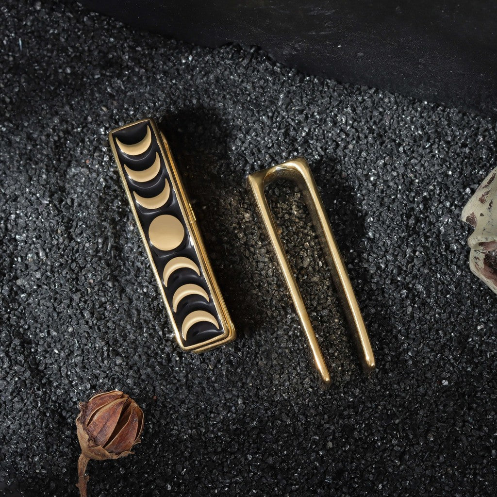 Steel Moon Phase Ear Weights / High-Quality Ear Hanger/ 0 Gauge Ear Weight Golden/ Ear Stretched Jewelry/ Weighted Dangle 7mm/ Lobe Weights