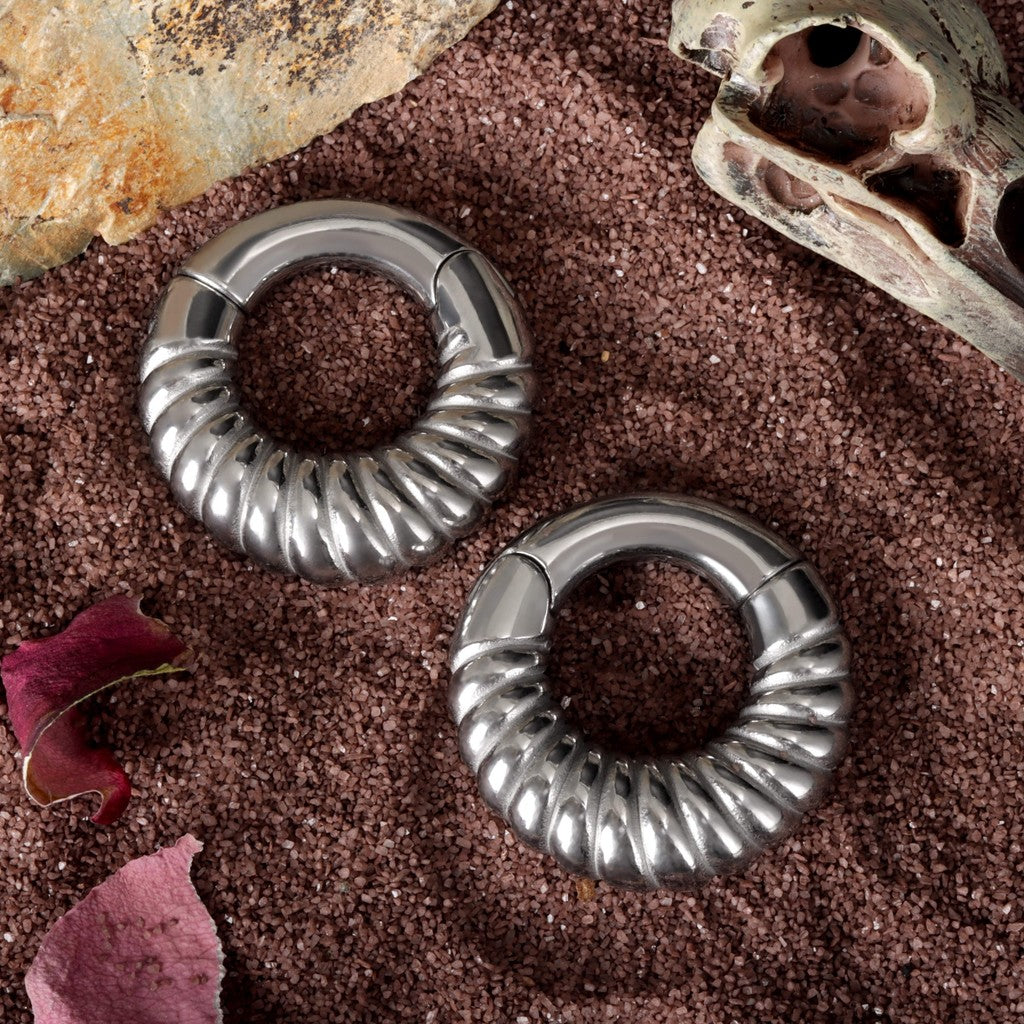 Black Ear Weights Hangers with Easy Clasp/ Ear Hangers for 2 Gauges Stretched Ear/ 6mm Ear Gauge Earrings/ Heavy Gauge Hanger Circle